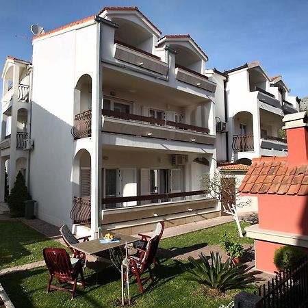 Apartments In Beautiful Split Podstrana Phòng bức ảnh