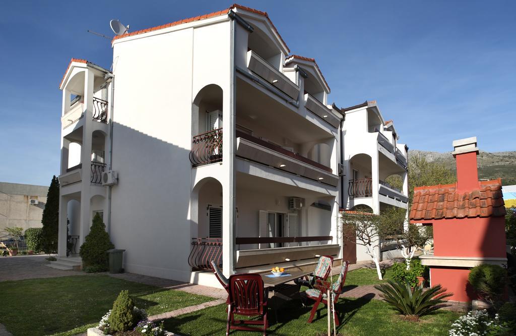 Apartments In Beautiful Split Podstrana Phòng bức ảnh